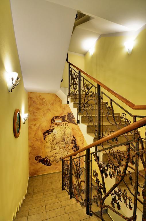 Restaurace A Penzion Kamenec Jilešovice Buitenkant foto