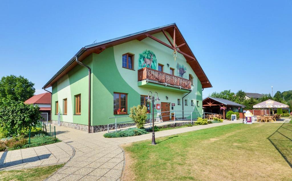 Restaurace A Penzion Kamenec Jilešovice Buitenkant foto